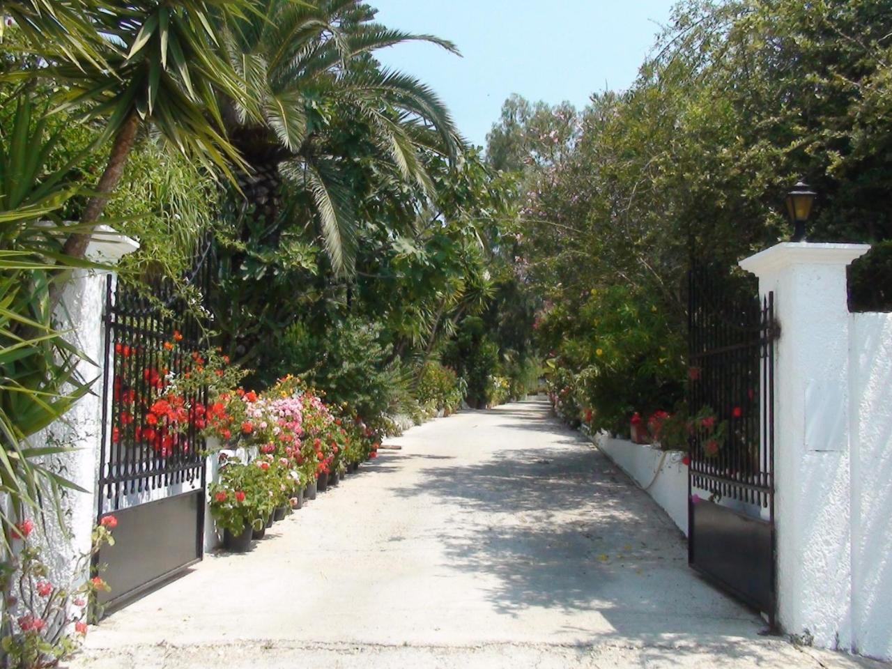 Baha-Ammes Apartment Svoronata Luaran gambar